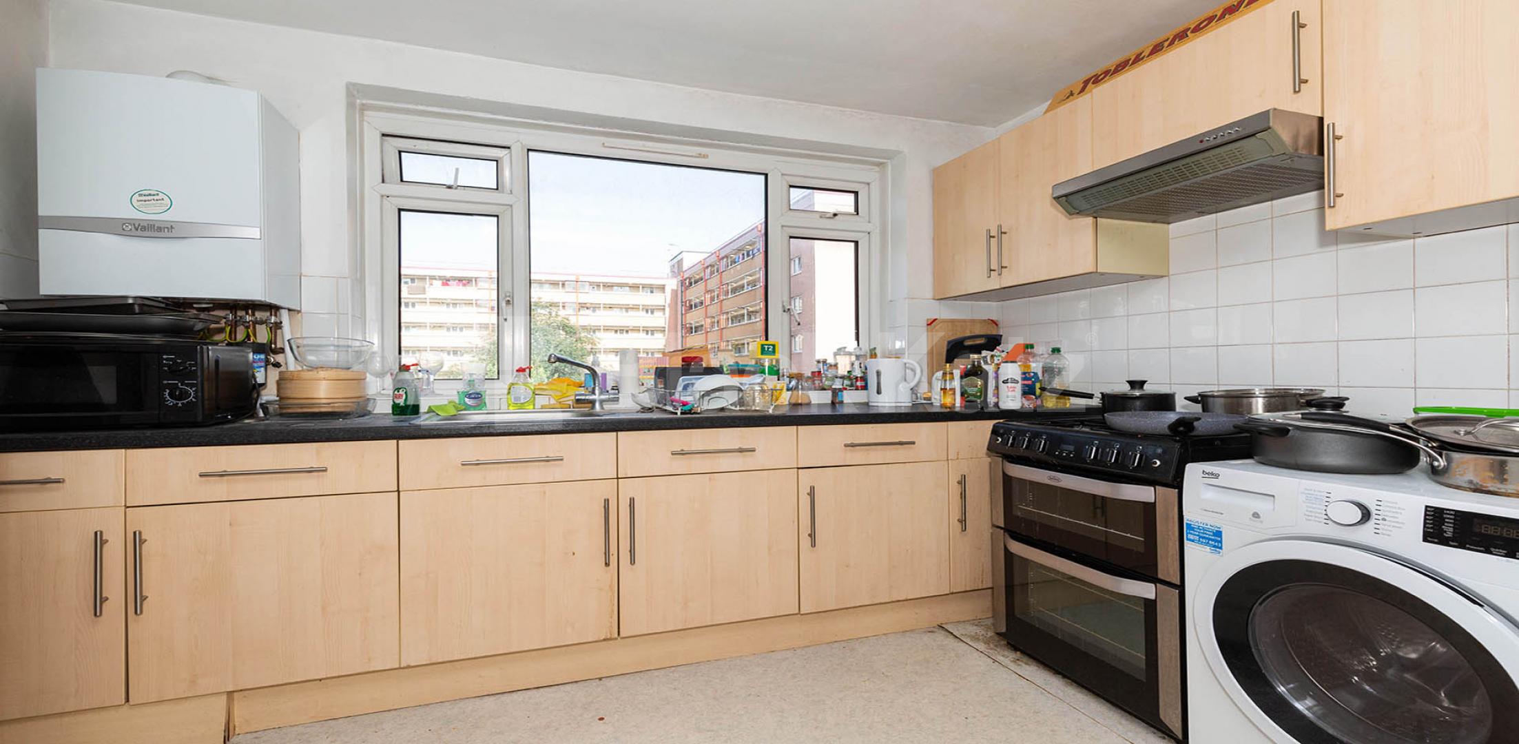 			2 Bedroom, 1 bath, 1 reception Flat			 Kirkstone, Harrington Street, Camden / Euston